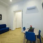 Sweethome Centrostorico בית הארחה 4*