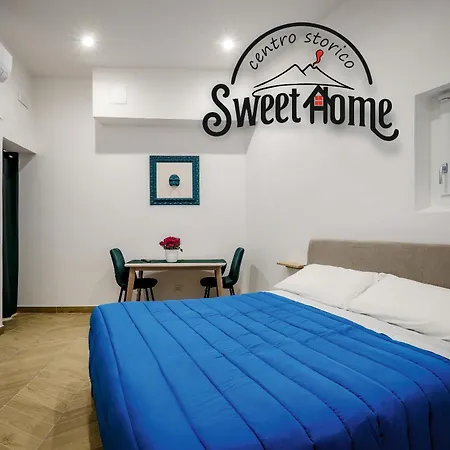 Sweethome Centrostorico 4* נאפולי