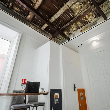 Guest house Sweethome Centrostorico 4*