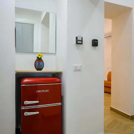 Sweethome Centrostorico 4* Neapol