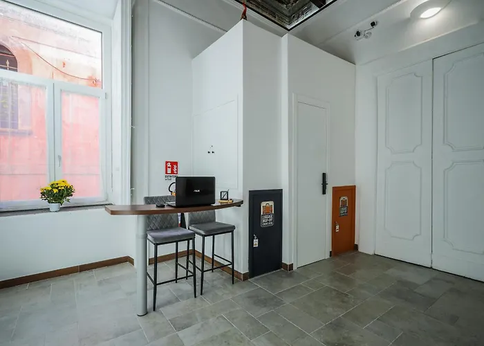 Sweethome Centrostorico 4*