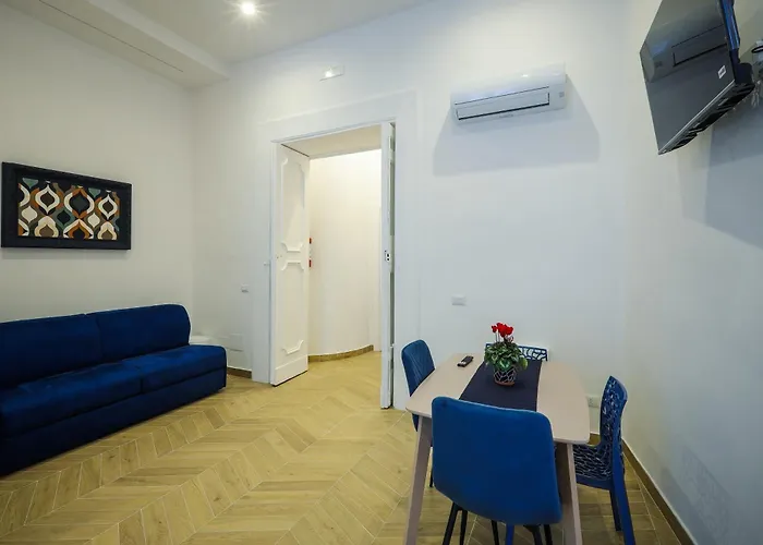 Sweethome Centrostorico בית הארחה 4*