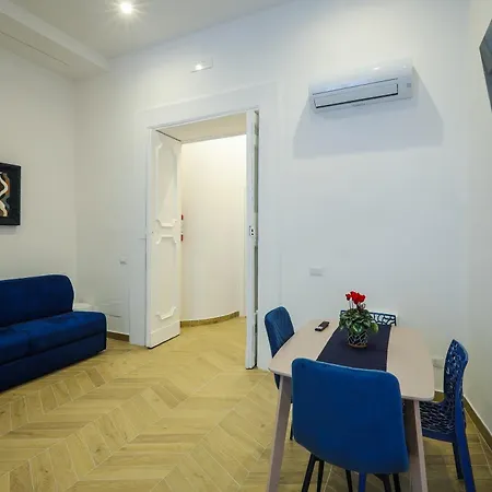 Sweethome Centrostorico Гостевой дом 4*